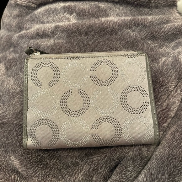 Grey Coach Wallet - Picture 2 of 4
